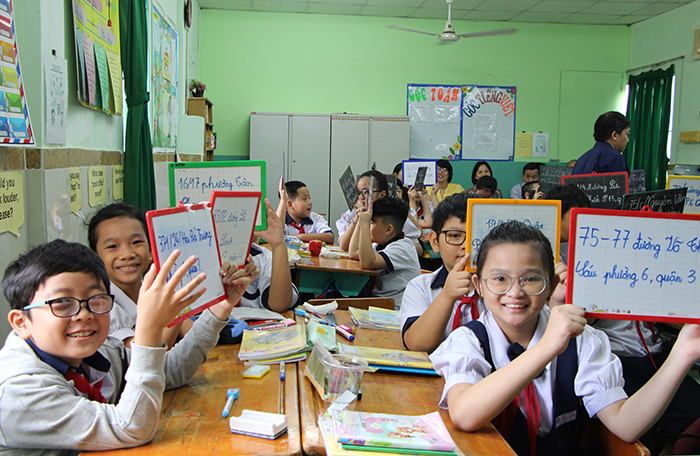 Học trò viết chữ khó đọc, lỗi do đâu?