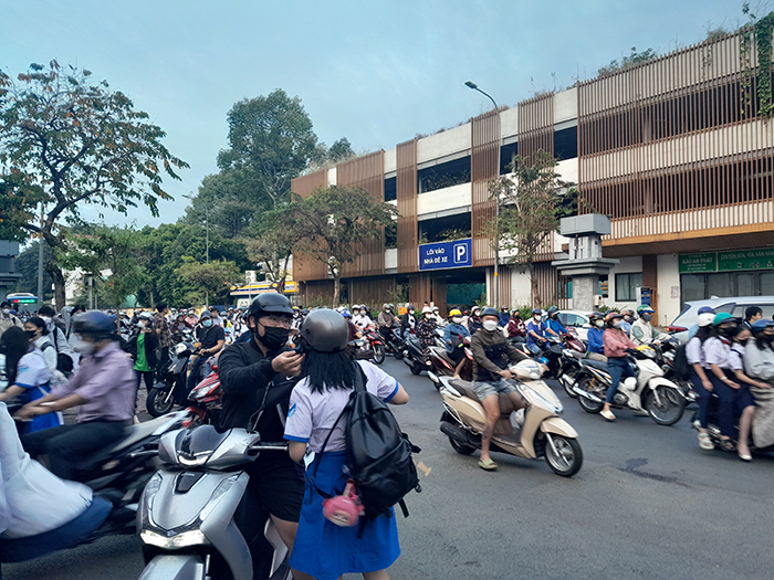 Học sinh nâng cao nhận thức về an toàn giao thông