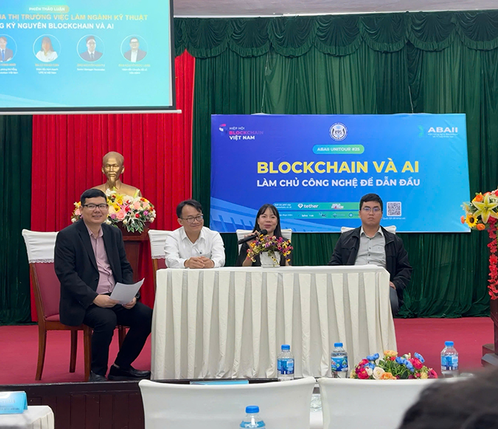 “Giải mã” cơ hội vàng AI, Blockchain cho sinh viên