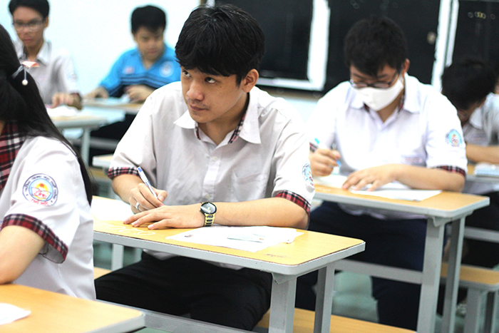 Thí sinh học chương trình cũ được bố trí một số điểm thi riêng