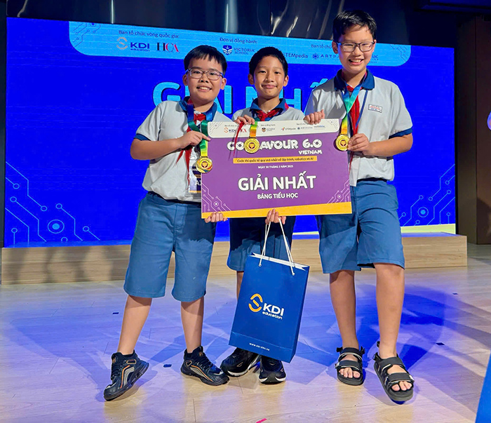 Học sinh tiểu học TP.HCM “giành vé” đi thi quốc tế với Dự án phát hiện tình trạng buồn ngủ của tài xế bằng AI