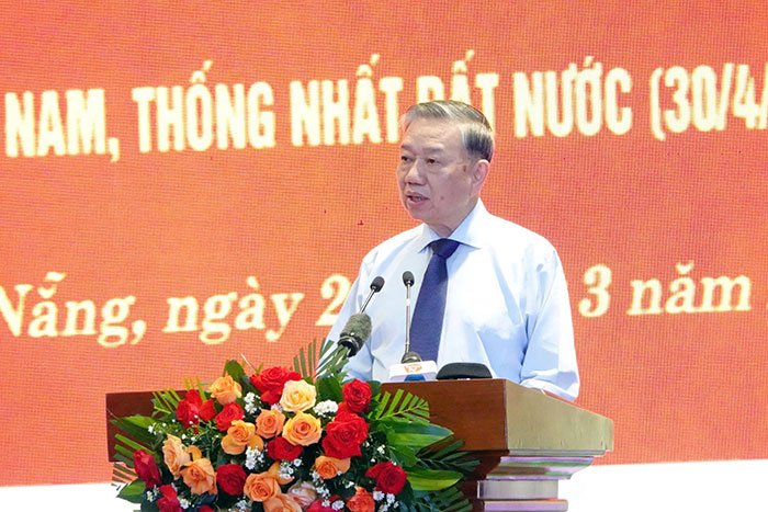 Tổng Bí thư Tô Lâm gặp mặt cán bộ lão thành cách mạng, người có công, gia đình chính sách tiêu biểu tại miền Trung – Tây Nguyên