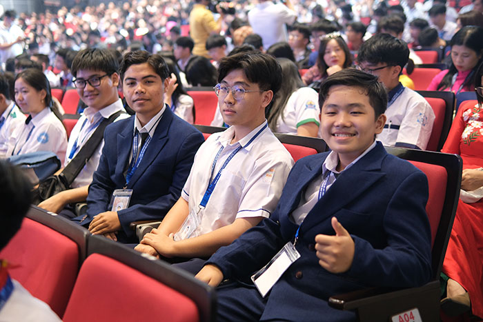 DOL English đồng hành cùng VISEF 2025