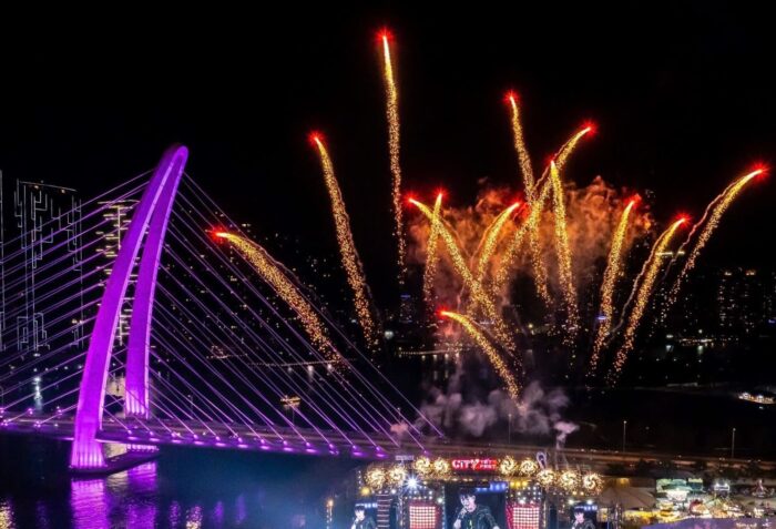 TP.HCM bắn pháo hoa tại nhiều địa điểm trong dịp 30-4