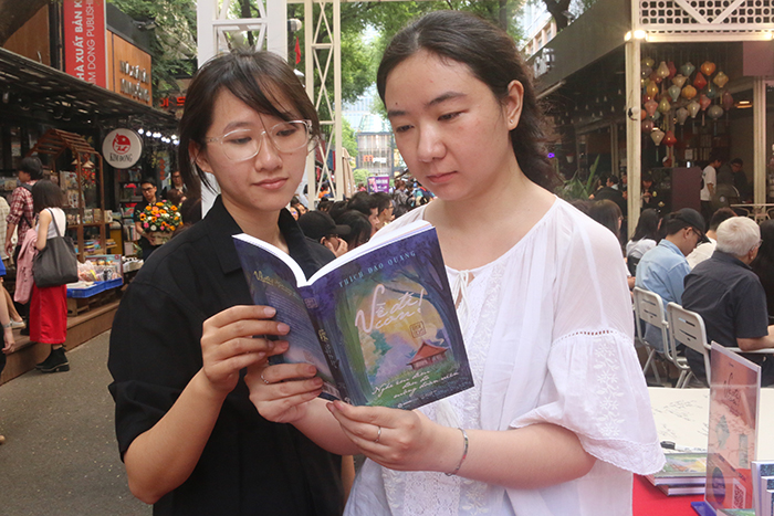 “Về đi con!” nhắc nhở giới trẻ trân trọng khoảnh khắc đoàn viên