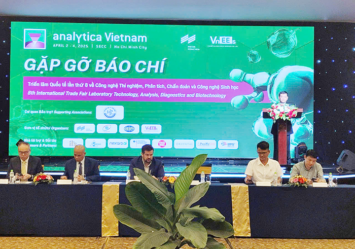 Triển lãm công nghệ phân tích, thí nghiệm, chẩn đoán và công nghệ sinh học