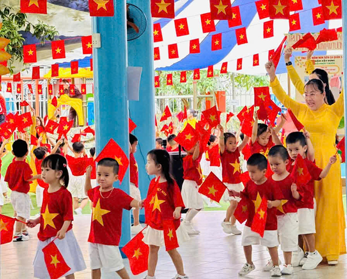 Tháng 4 “nhuộm sắc hòa bình”