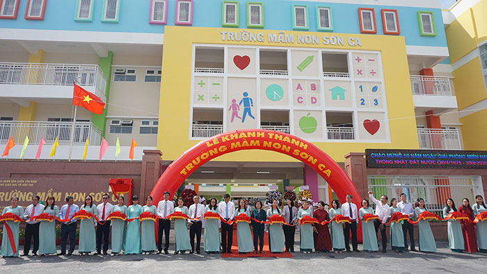 Nhân thêm niềm vui trong tháng 4 lịch sử khi TP.HCM đón thêm 3 trường chuẩn quốc gia