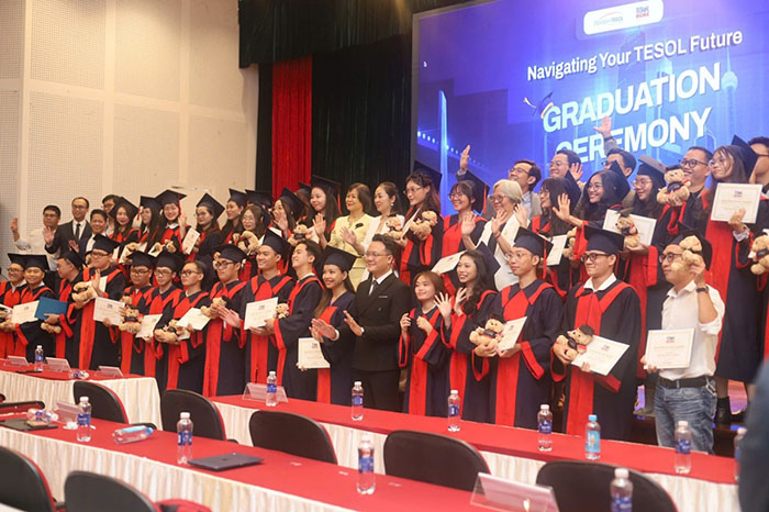 Mở Lối Khởi Nghiệp Giảng Dạy Tiếng Anh: Bài Học Thực Tế Từ Workshop Chuyên Sâu