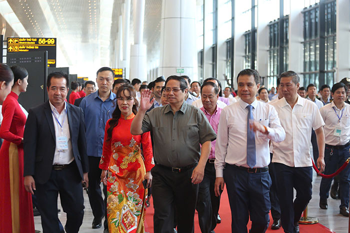 Thủ tướng Phạm Minh Chính chủ trì Lễ khởi công, khánh thành 80 công trình lớn nhân kỷ niệm 50 năm Ngày Giải phóng miền Nam