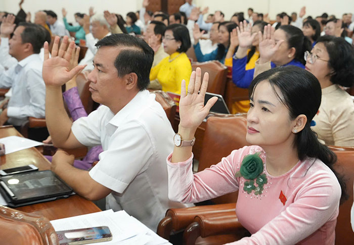 Chính sách hỗ trợ gần 17.000 tỷ đồng cho cán bộ, công chức nghỉ việc bị bãi bỏ