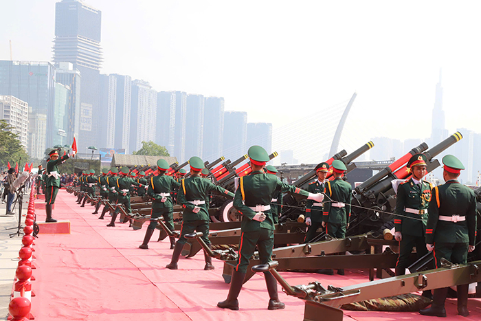 Hạn chế âm thanh lớn gây ảnh hưởng đến hoạt động huấn luyện bắn pháo