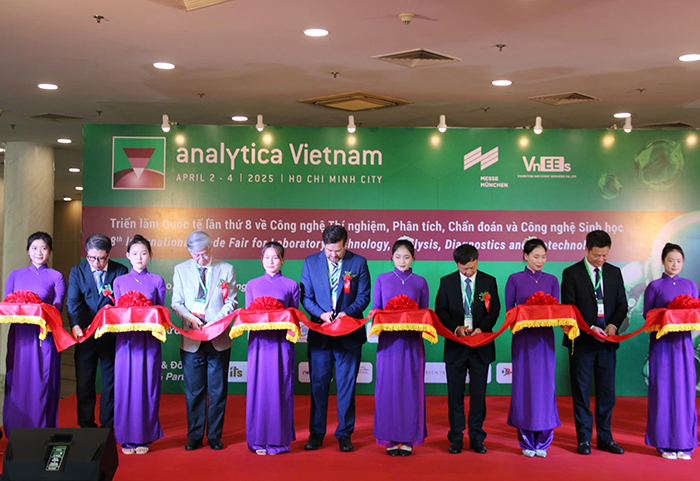 Việt Nam: Thị trường mới của công nghệ thí nghiệm, phân tích và chẩn đoán