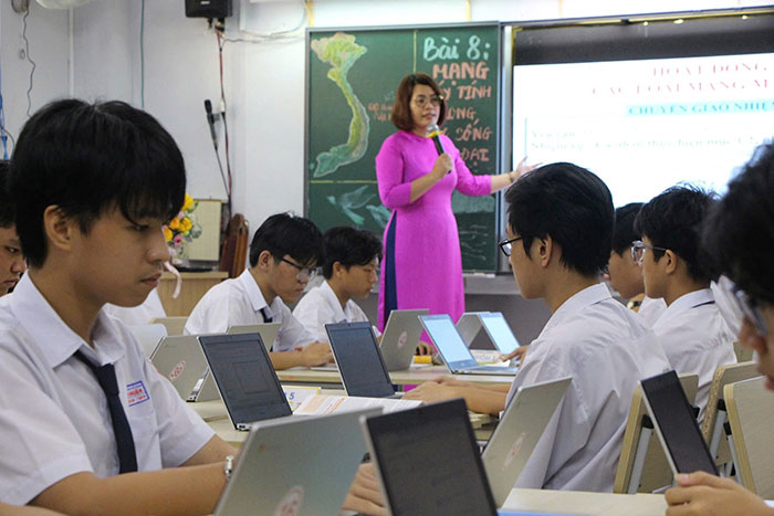 UBND TP.HCM công nhận 100 trường học số chào mừng 50 năm Ngày Giải phóng miền Nam, thống nhất đất nước