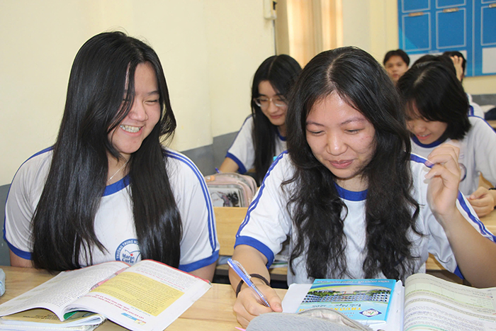 Thi tốt nghiệp THPT năm 2025: Dễ lạc đề ngữ văn nếu chủ quan không nắm đặc trưng thể loại