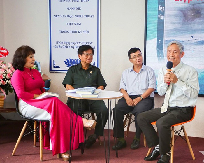 Hồi ức của một chiến sĩ từng đánh cắp trực thăng UH-1    của địch