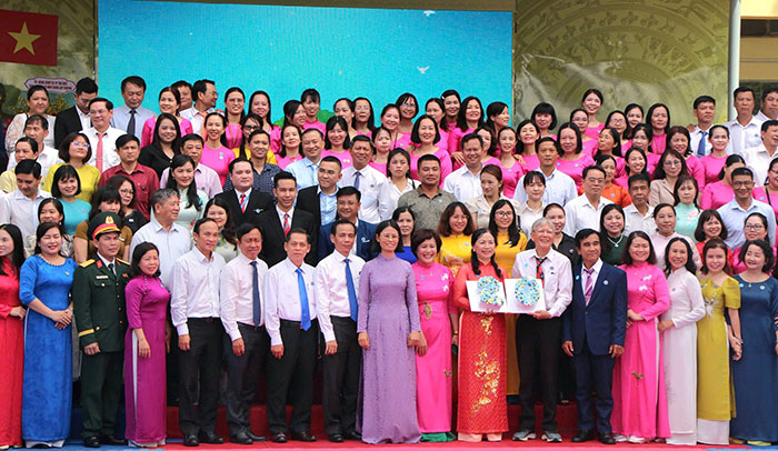 Trường THPT Hiệp Bình, TP.Thủ Đức kỷ niệm 20 năm thành lập