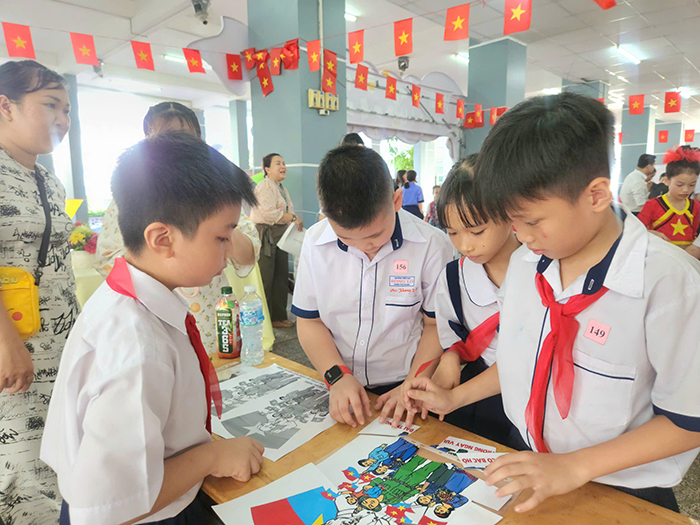 Quận Phú Nhuận tuyên dương hơn 650 gương điển hình học sinh làm theo 5 điều Bác Hồ dạy