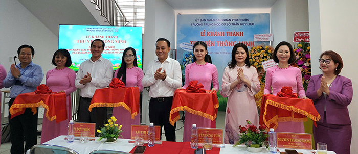 Quận Phú Nhuận: Trường THCS Trần Huy Liệu khánh thành, đưa vào sử dụng thư viện thông minh