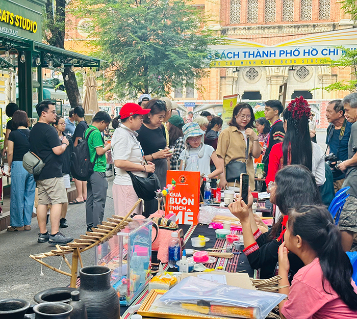 Tạm dừng hoạt động nghệ thuật, thể thao trong 2 ngày Quốc tang nguyên Chủ tịch nước Trần Đức Lương