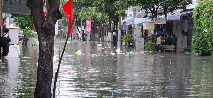 Ngập ở chợ Thủ Đức chưa thể khắc phục do đâu?