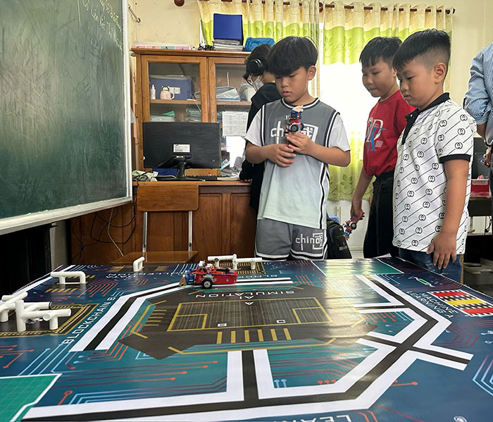 Ngành giáo dục Cần Thơ với chương trình STEM – Robotics