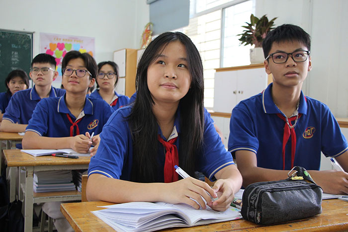 Thí sinh dự thi tuyển sinh 10 TP.HCM bắt đầu nhận phiếu báo danh