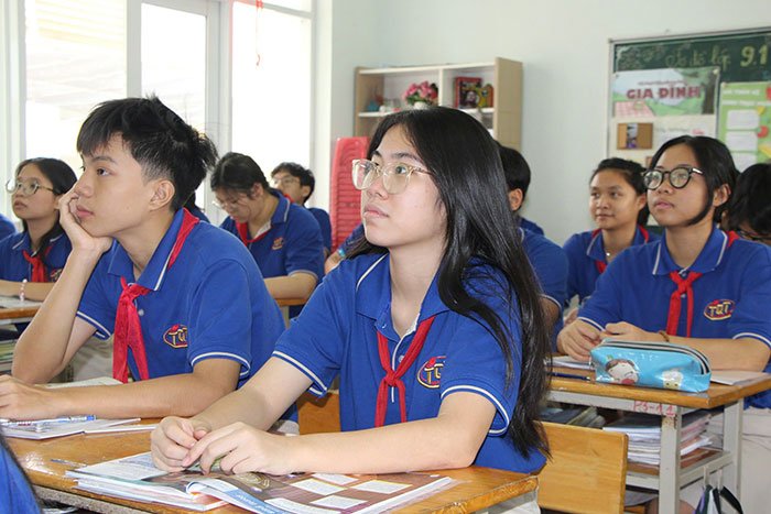 TP.HCM công bố danh sách 142 điểm thi tuyển sinh 10