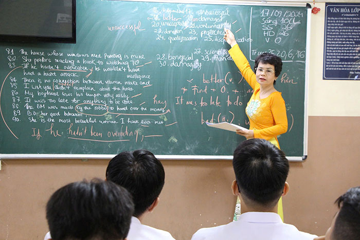 TP.HCM lên kế hoạch bồi dưỡng hè cho giáo viên khi không còn phòng giáo dục