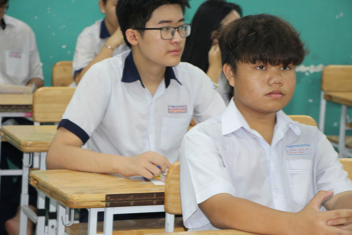 Hôm nay, hơn 76.400 thí sinh TP.HCM chính thức bước vào kỳ thi tuyển sinh vào lớp 10