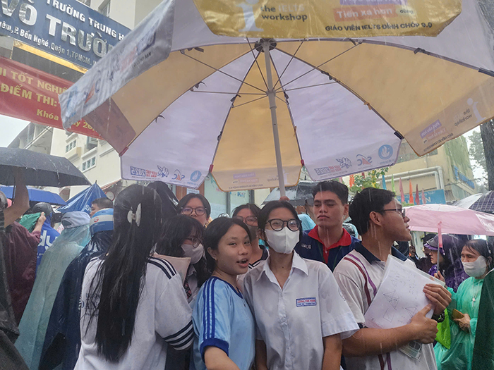 Thí sinh than đề toán khó hơn đề minh họa