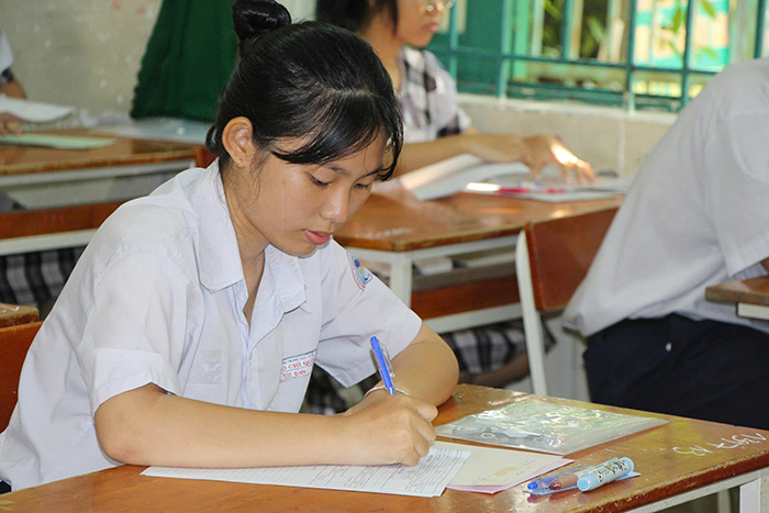 Từ ngày mai, Sở GD-ĐT TP.HCM bắt đầu xác nhận nhập học lớp 10 trực tuyến