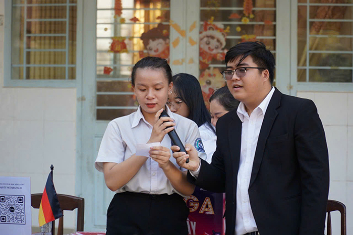 Tạo “hormone hạnh phúc” để vượt qua kỳ thi tốt nghiệp THPT