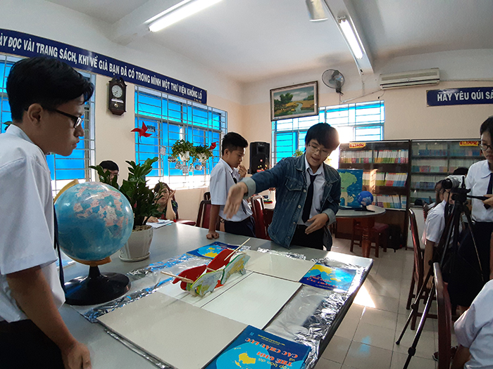 Dạy học sinh tập làm báo, một hoạt động giáo dục thiết thực