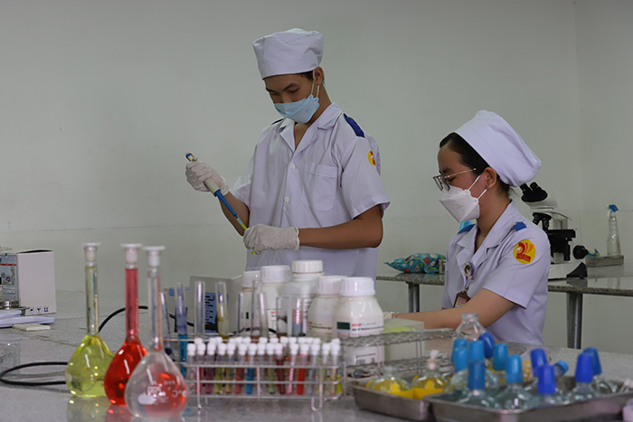 AI từng bước thay đổi cách dạy và học ở trường nghề