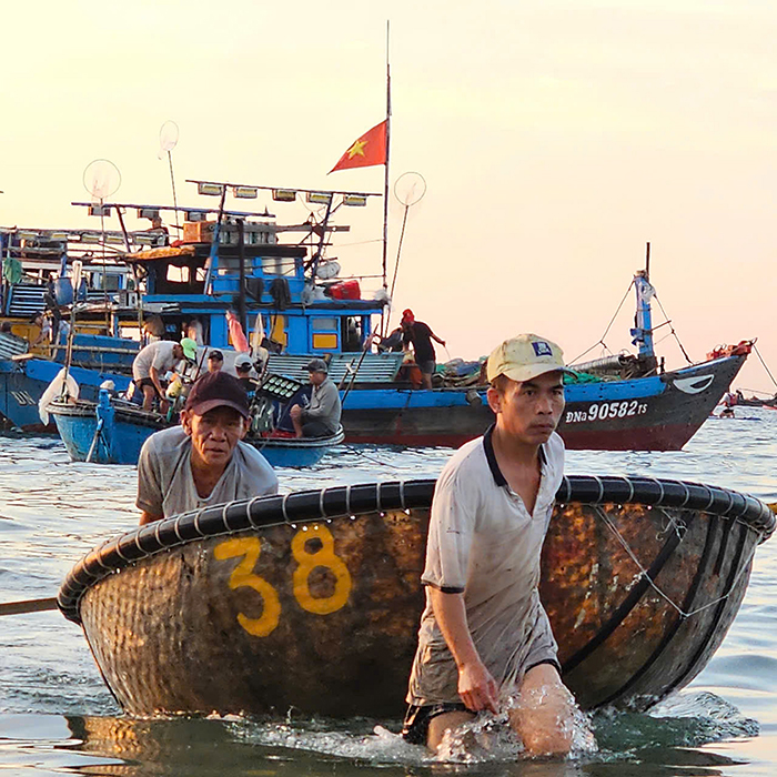 Về Mân Thái nghe biển gọi bình minh