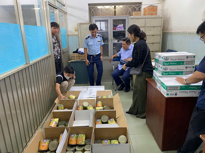 Đẩy mạnh công tác chống buôn lậu, gian lận thương mại và hàng giả