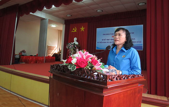 Cần Thơ: Công bố các quyết định về sắp xếp tổ chức công đoàn cơ sở