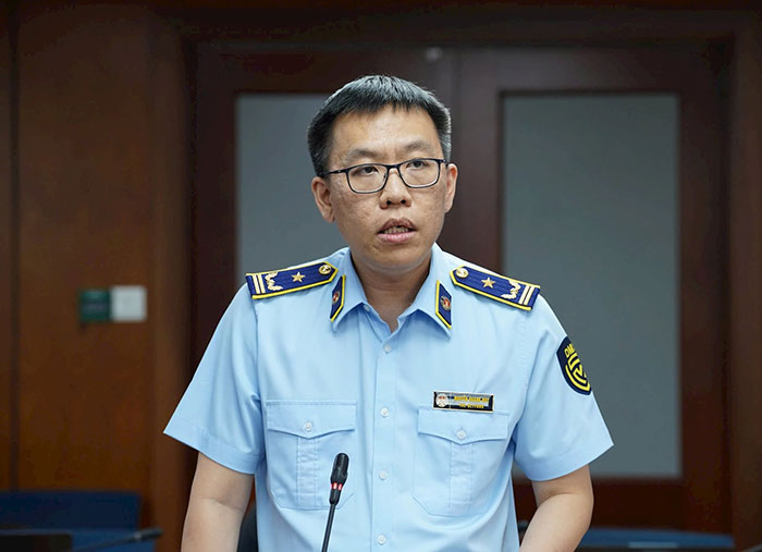 TP.HCM xử lý 38 vụ buôn bán hàng giả tại Saigon Square, tịch thu hơn 1.200 sản phẩm vi phạm