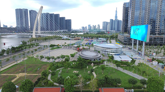 Bờ sông Thủ Thiêm thay da đổi thịt sau 30 năm