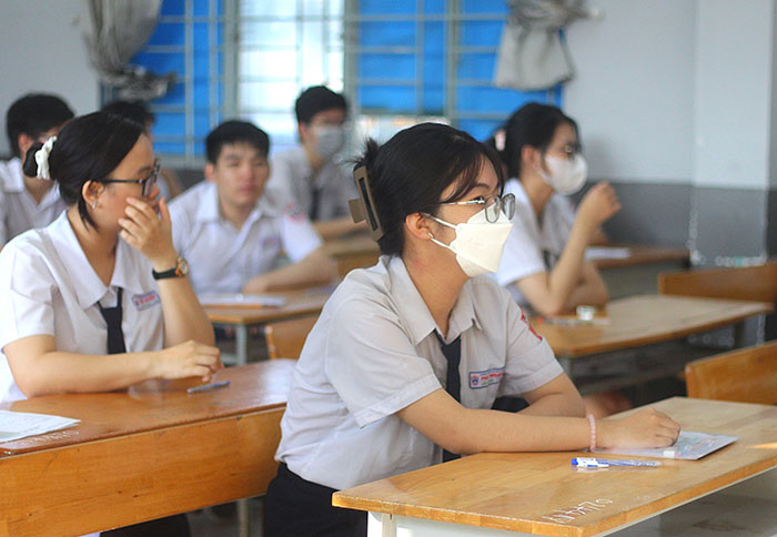 Bộ trưởng Bộ GD-ĐT yêu cầu chuẩn bị các điểm thi dự phòng cho trường hợp ảnh hưởng thiên tai