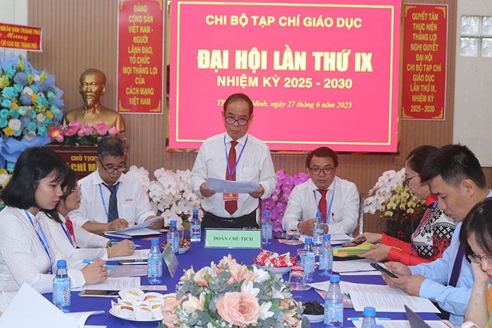 Chi bộ Tạp chí Giáo dục TP.HCM tổ chức Đại hội lần thứ IX