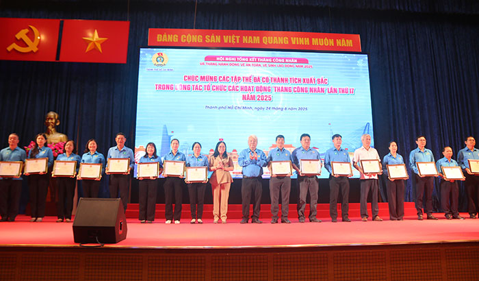 Đa dạng hoạt động chăm lo người lao động trong “Tháng công nhân” và “Tháng hành động về an toàn, vệ sinh lao động”