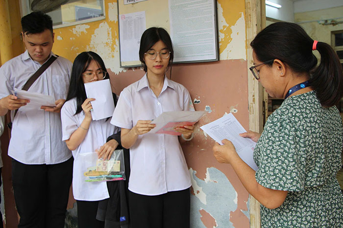 Ngữ liệu đắt giá môn ngữ văn trong đề thi tốt nghiệp THPT năm 2025