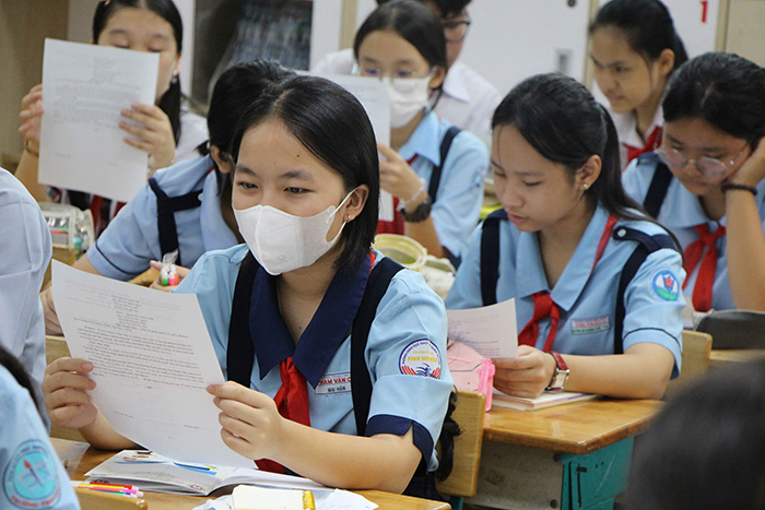 Phó Giám đốc Sở GD-ĐT TP.HCM yêu cầu trường học kiểm tra dạy thêm học thêm trong trường