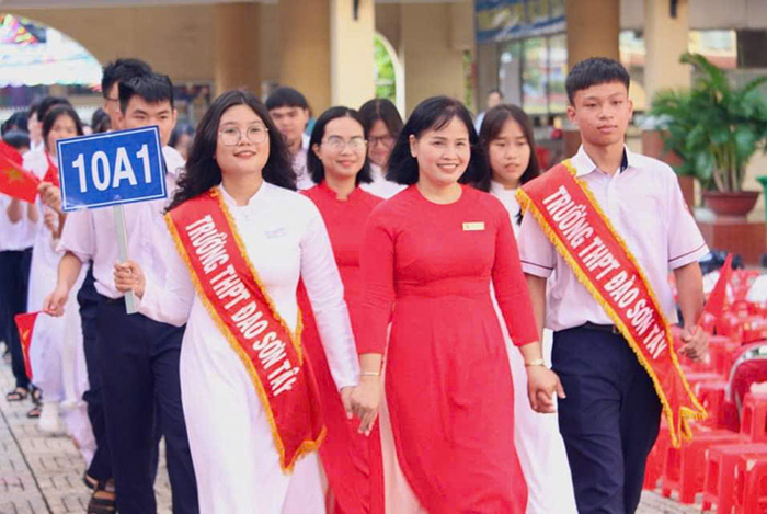 TP.HCM quy định 2 trường hợp được chuyển từ trường THPT tư thục sang trường công