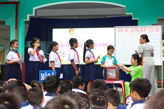 Cần giáo dục lòng biết ơn cho học sinh bằng việc làm cụ thể