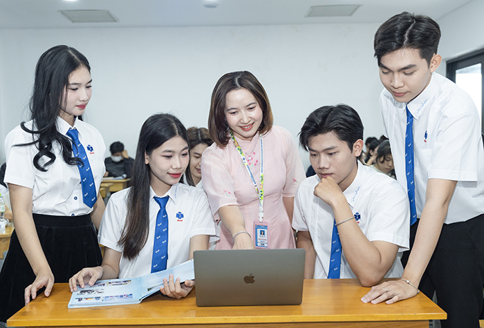 Tập huấn về AI cho hơn 250.000 nhà giáo, cán bộ quản lý giáo dục trên toàn quốc