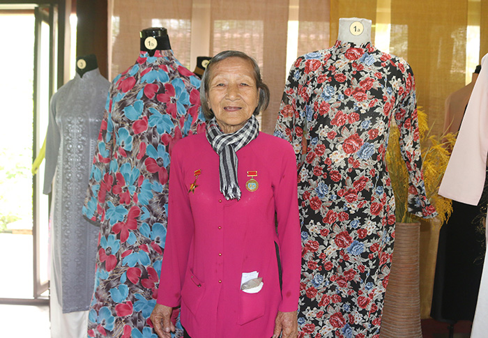 Câu chuyện đằng sau những chiếc áo dài