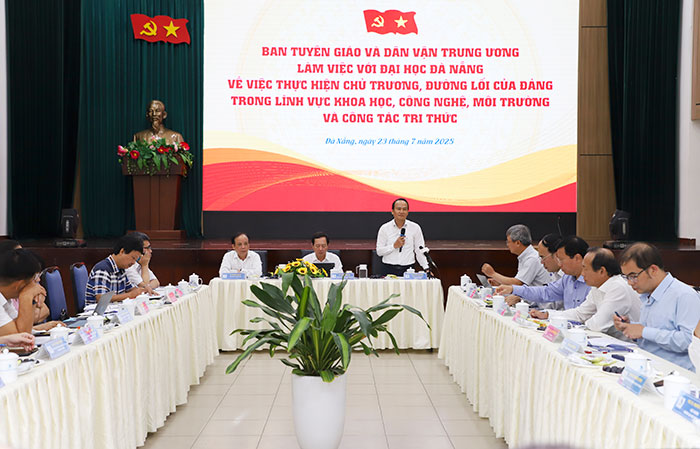 Đại học Đà Nẵng cần hướng đến trung tâm đổi mới sáng tạo của khu vực